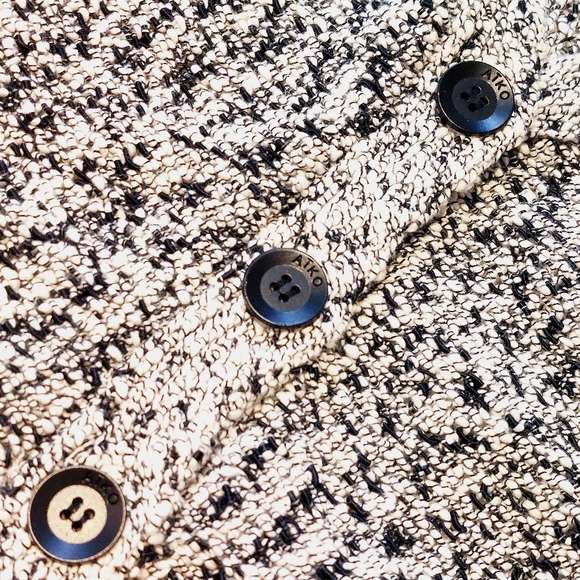 AIKO black & white cotton-rayon knit cropped cardigan, L, NWOT - Picture 4 of 8